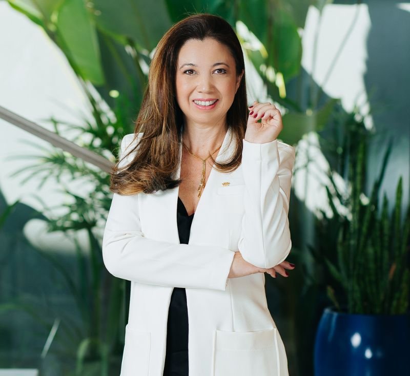 Dra. Gabriela Yano dentista Santa Genebra Campinas